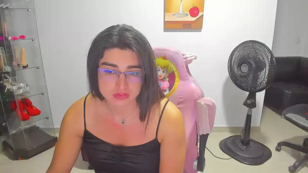 Freechat Khalifa_Trans on Cam4