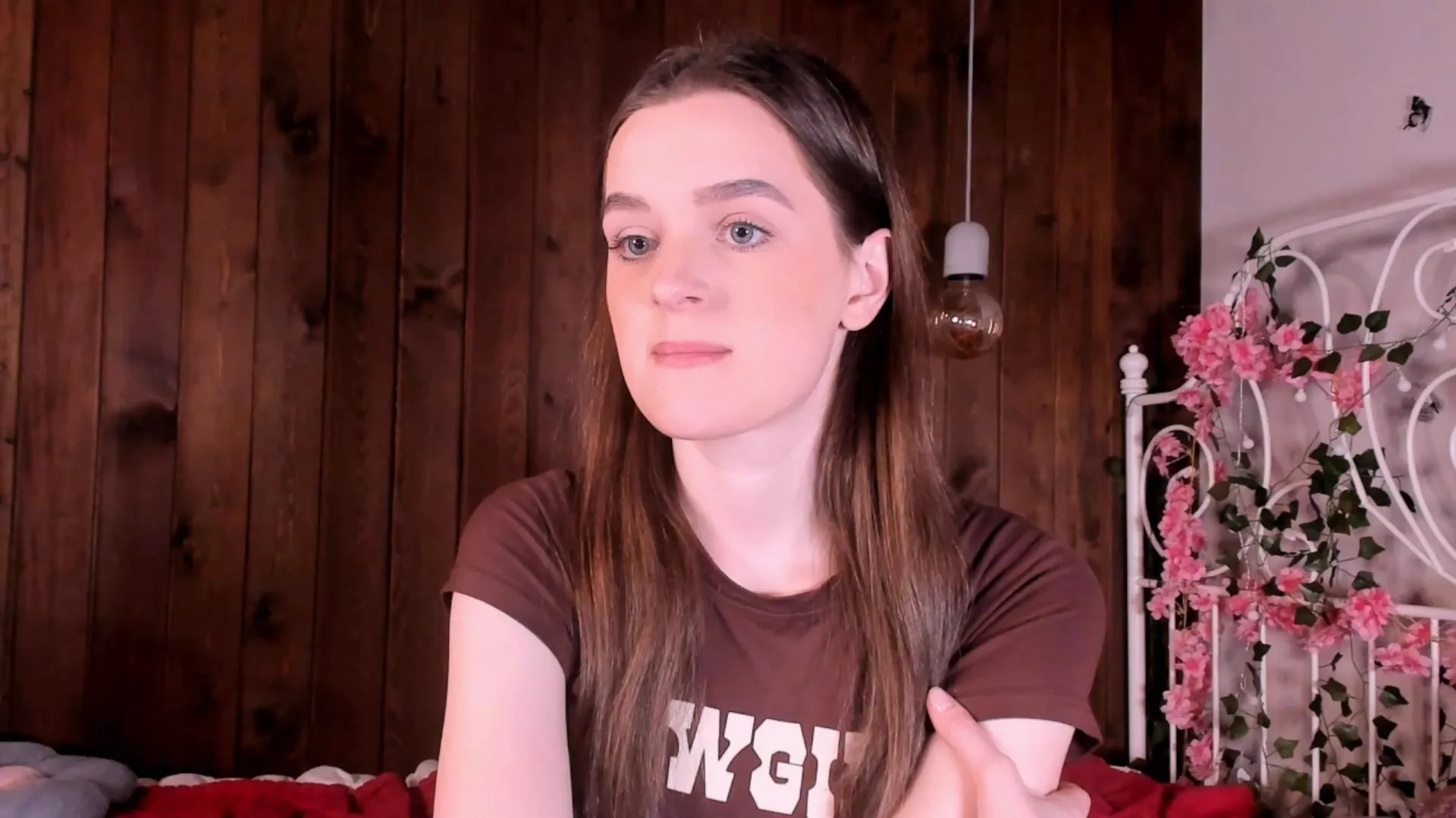 KimberKinne —  #spanking #cute #smoke #striptease #feet