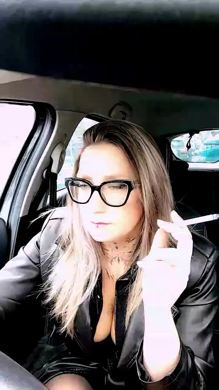 Lalalovehot2 on Cam4 