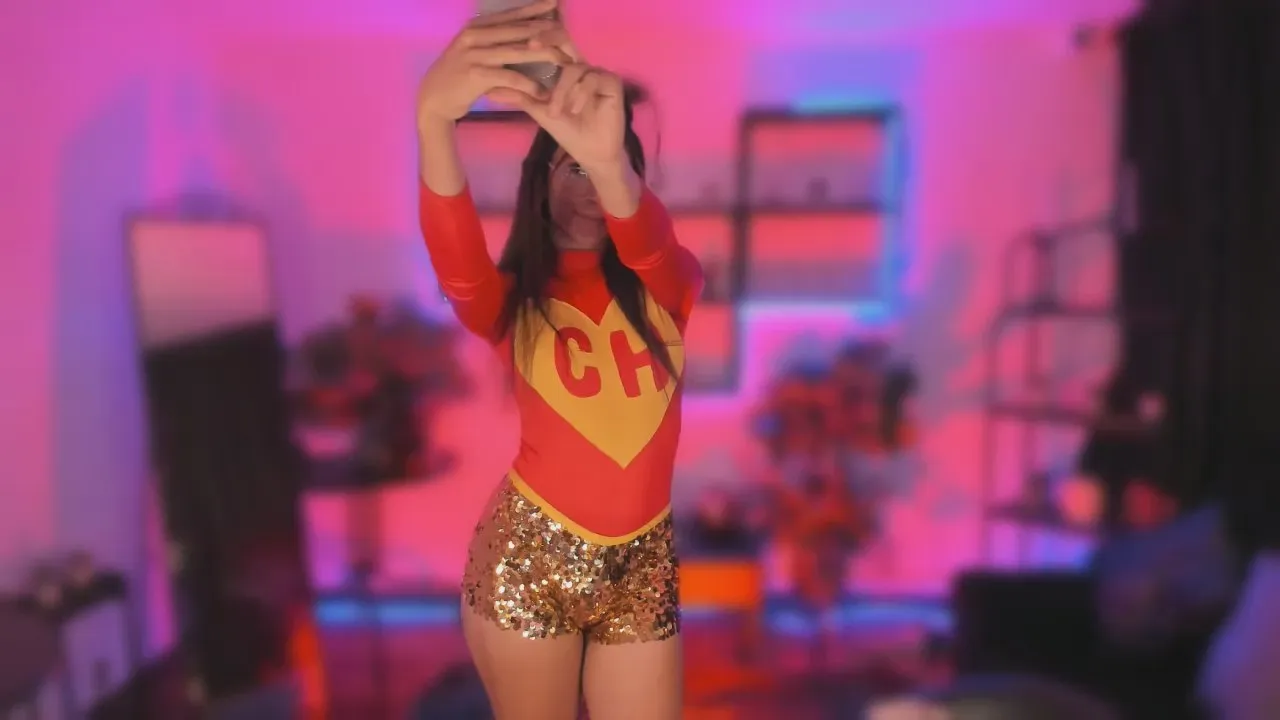 littleslutvhot on Cam4 