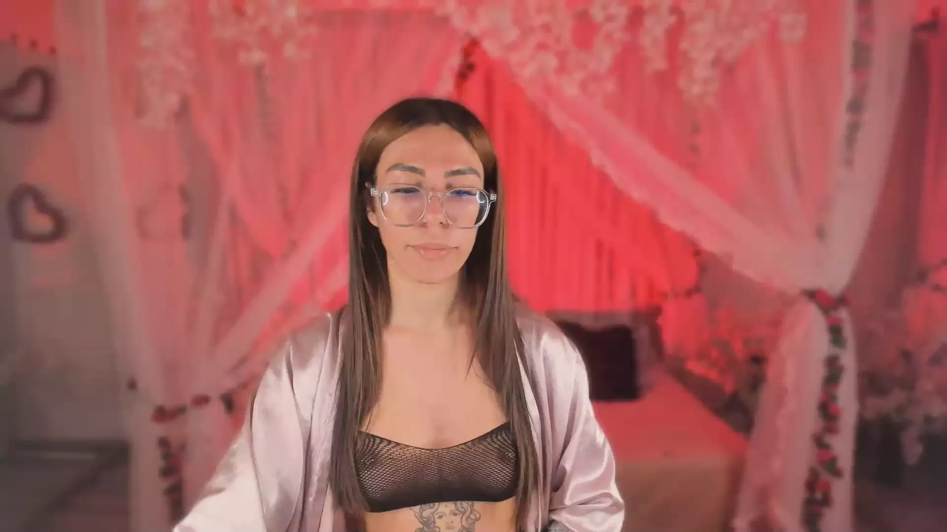 littleslutvhot on Cam4 