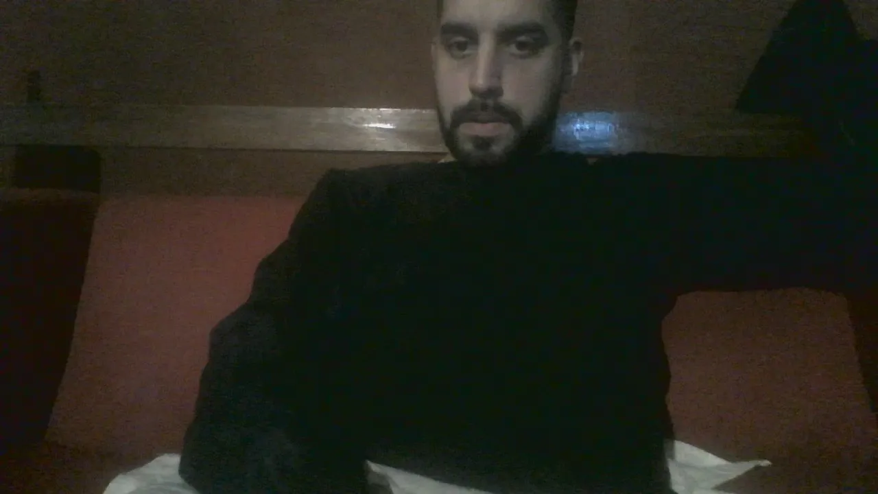 Offline Liyovassa22_ on Cam4