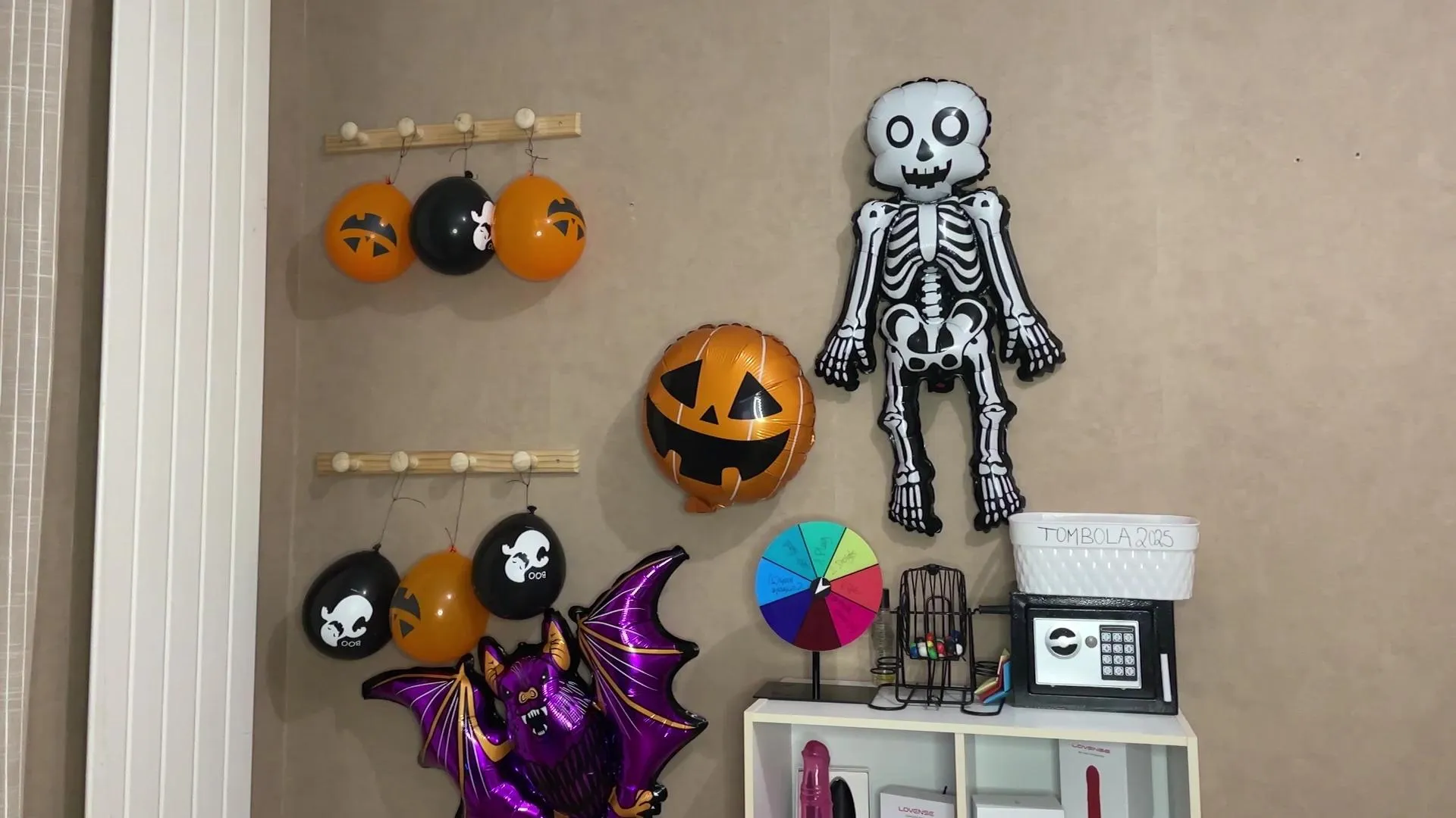 Offline lucie_mehott on Cam4