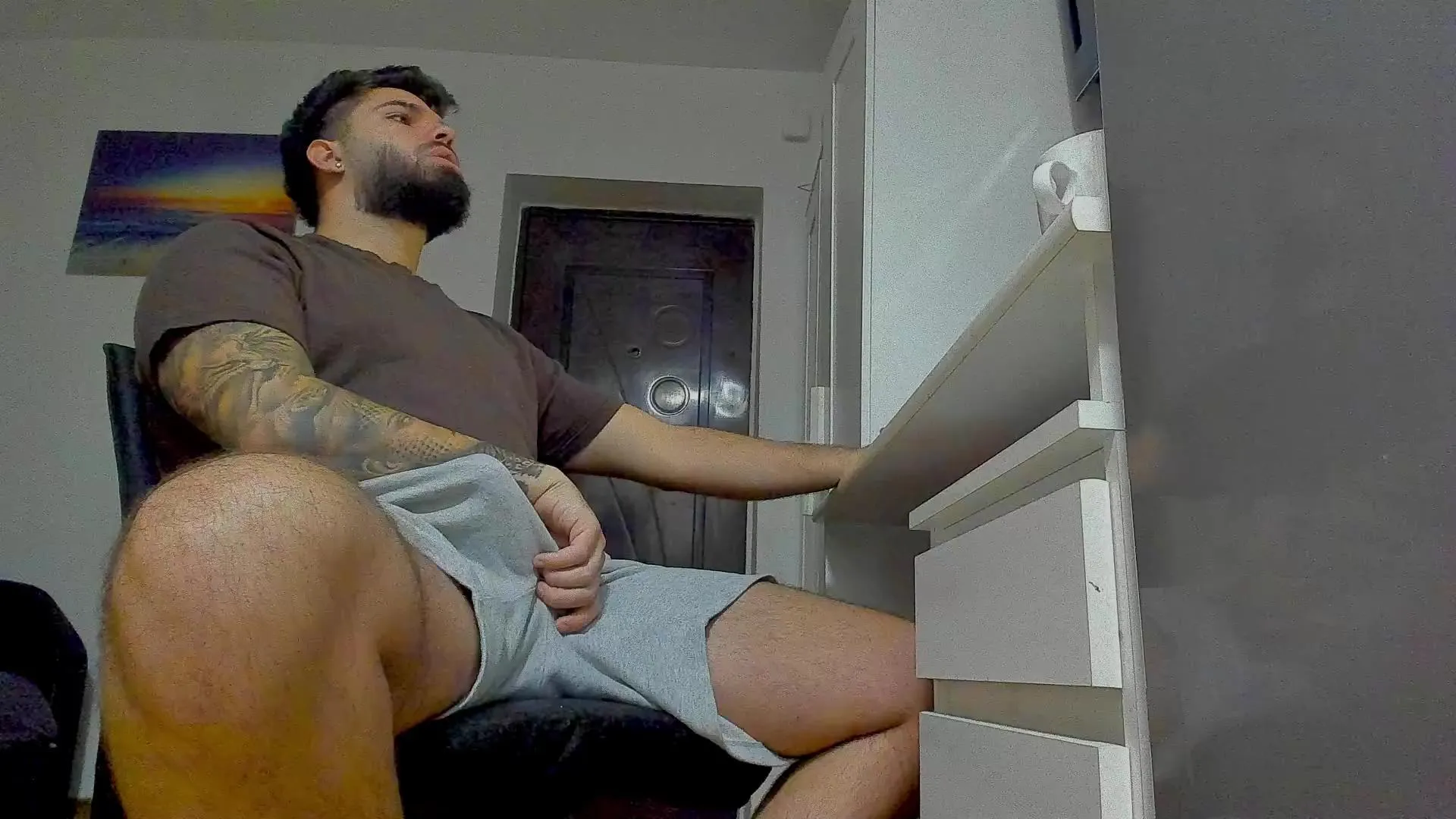 LukeDenver —  #C2C #femdom #striptease #master #cum ##party #smoke