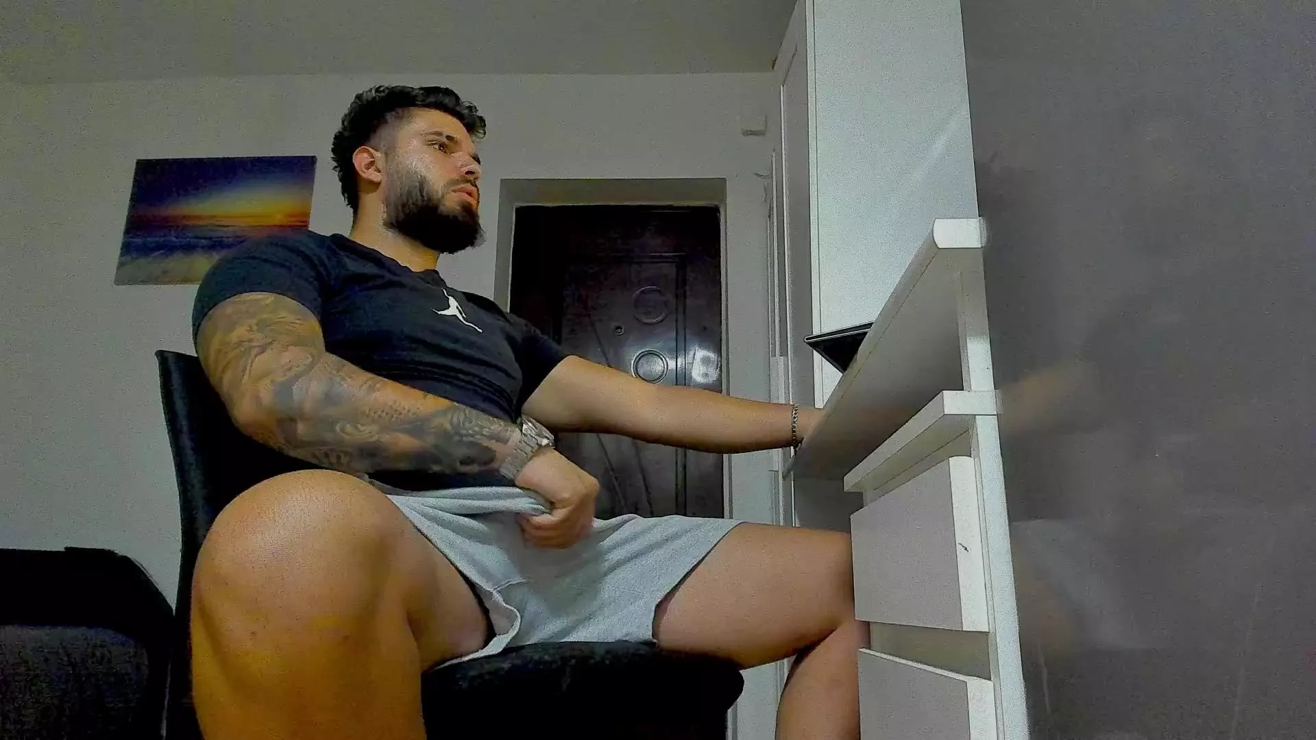 Offline LukeDenver on Cam4