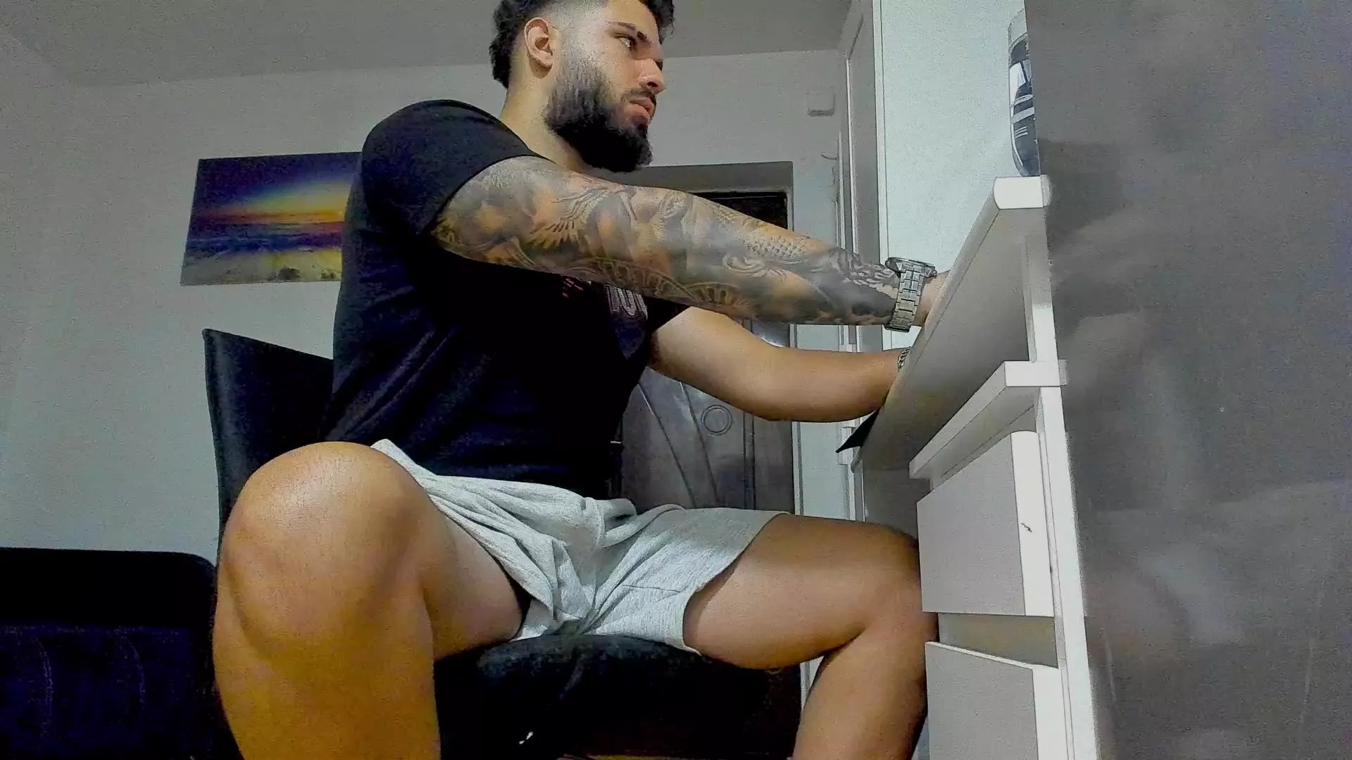 Offline LukeDenver on Cam4