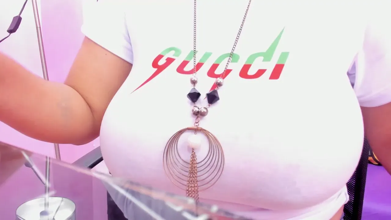 Madame_Boobs on Cam4 