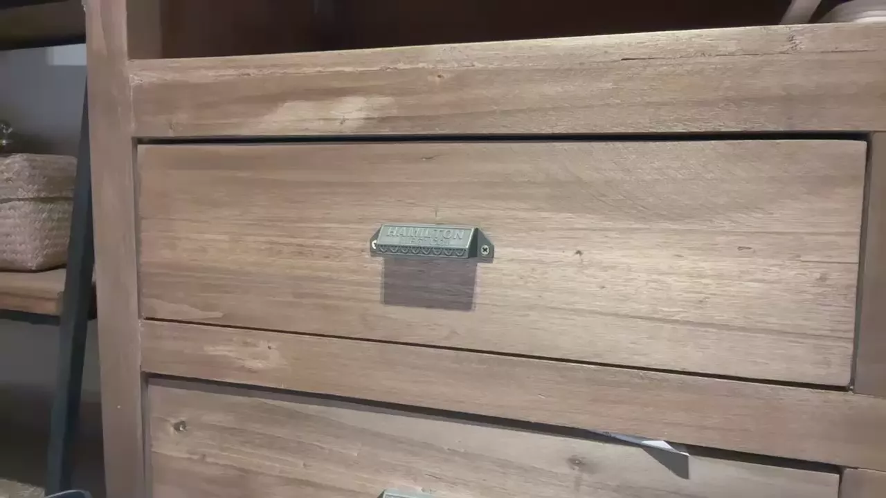 Offline man546 on Cam4