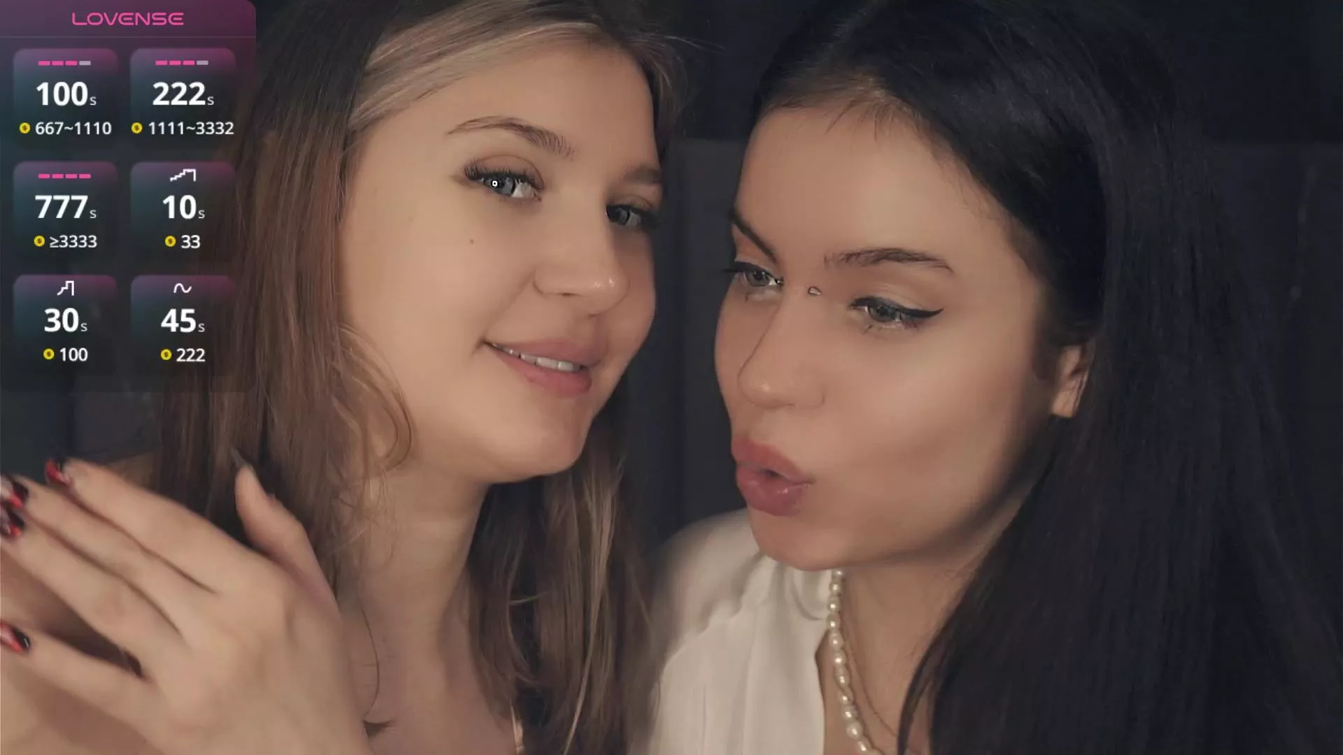 Freechat MaxineDeman on Cam4