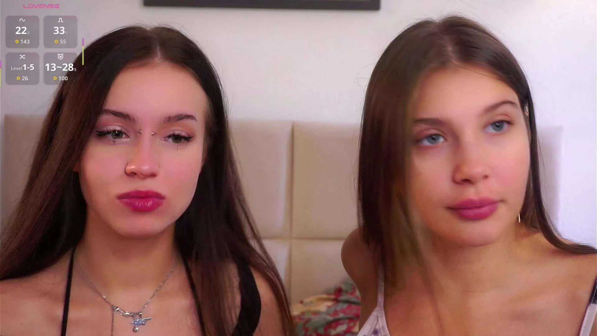 Freechat MaxineDeman on Cam4