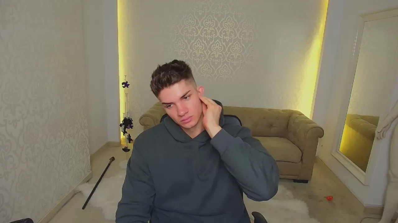 Cam4 MaxKaidenn is Freechat MaxKaidenn — Freechat on Cam4