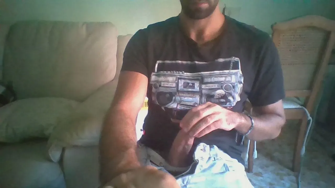 Offline MaxSuperdot20cm on Cam4