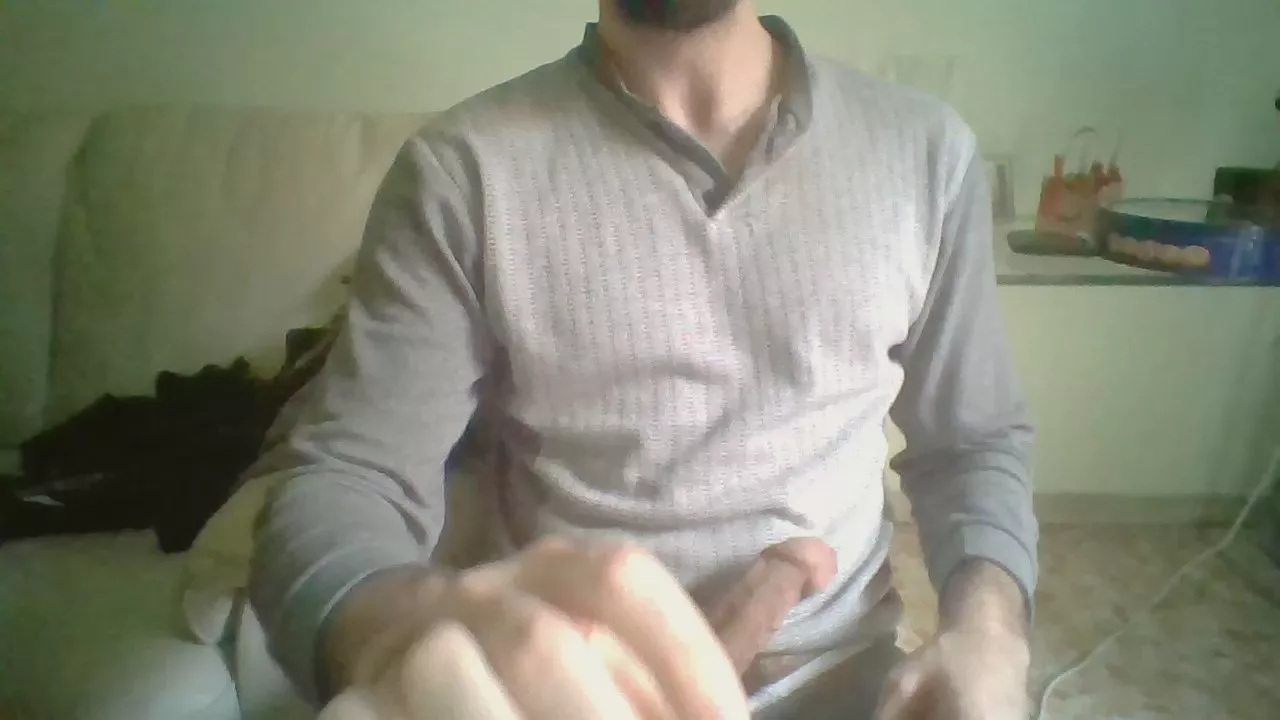 Offline MaxSuperdot20cm on Cam4