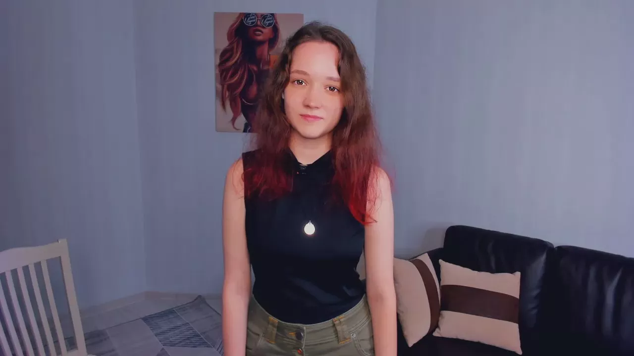 Freechat MonserrateMax on Cam4