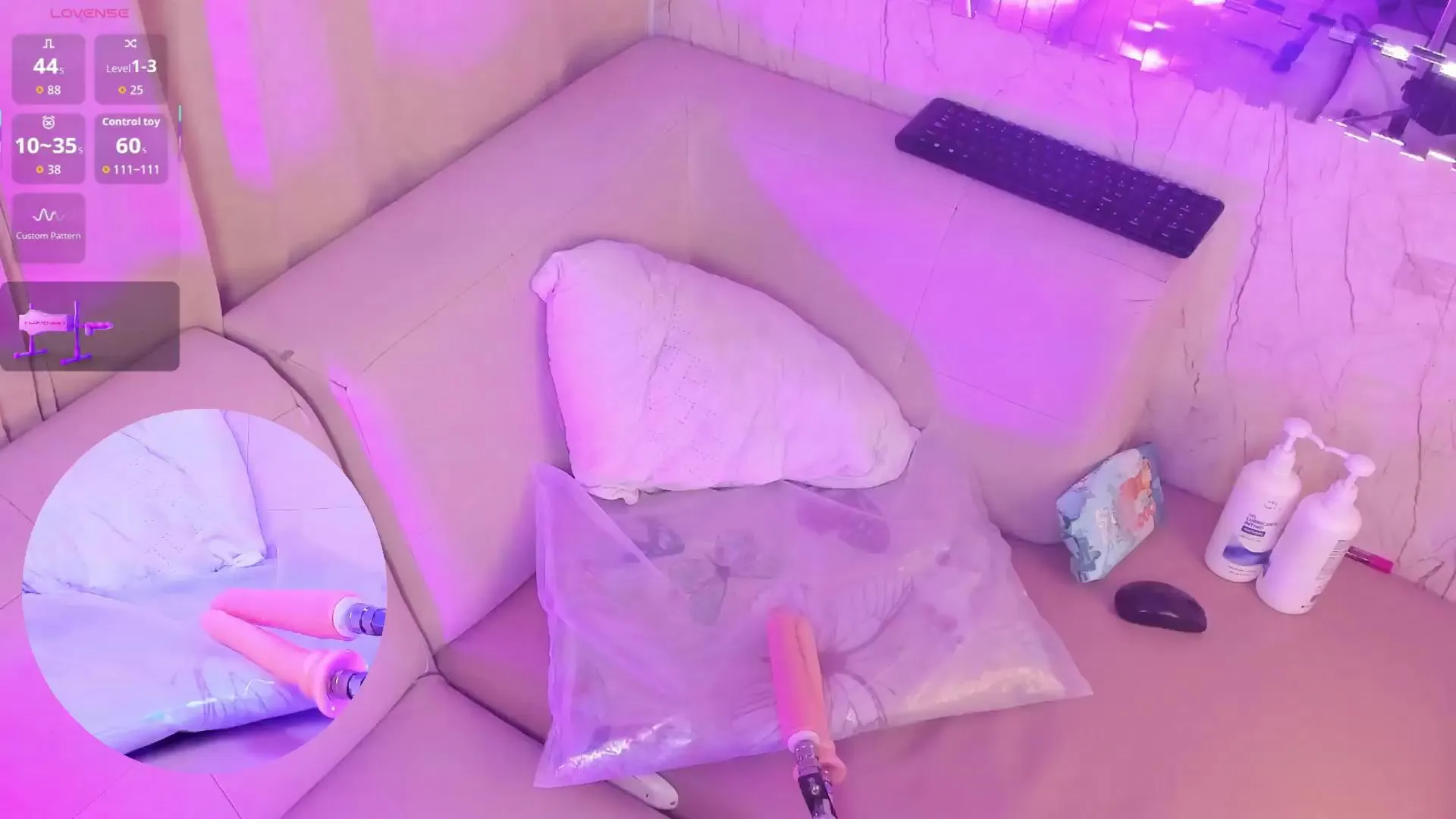 Offline NinaCapelli_ on Cam4