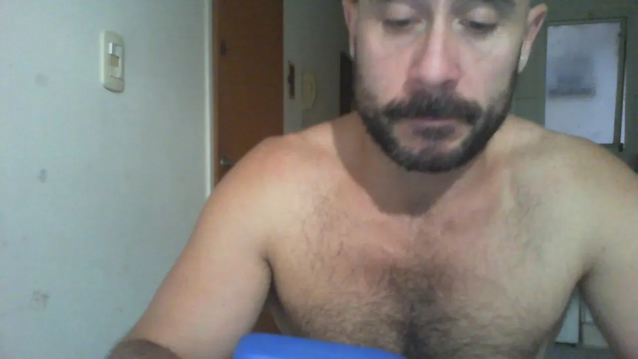 p_arg1986 — Freechat on Cam4