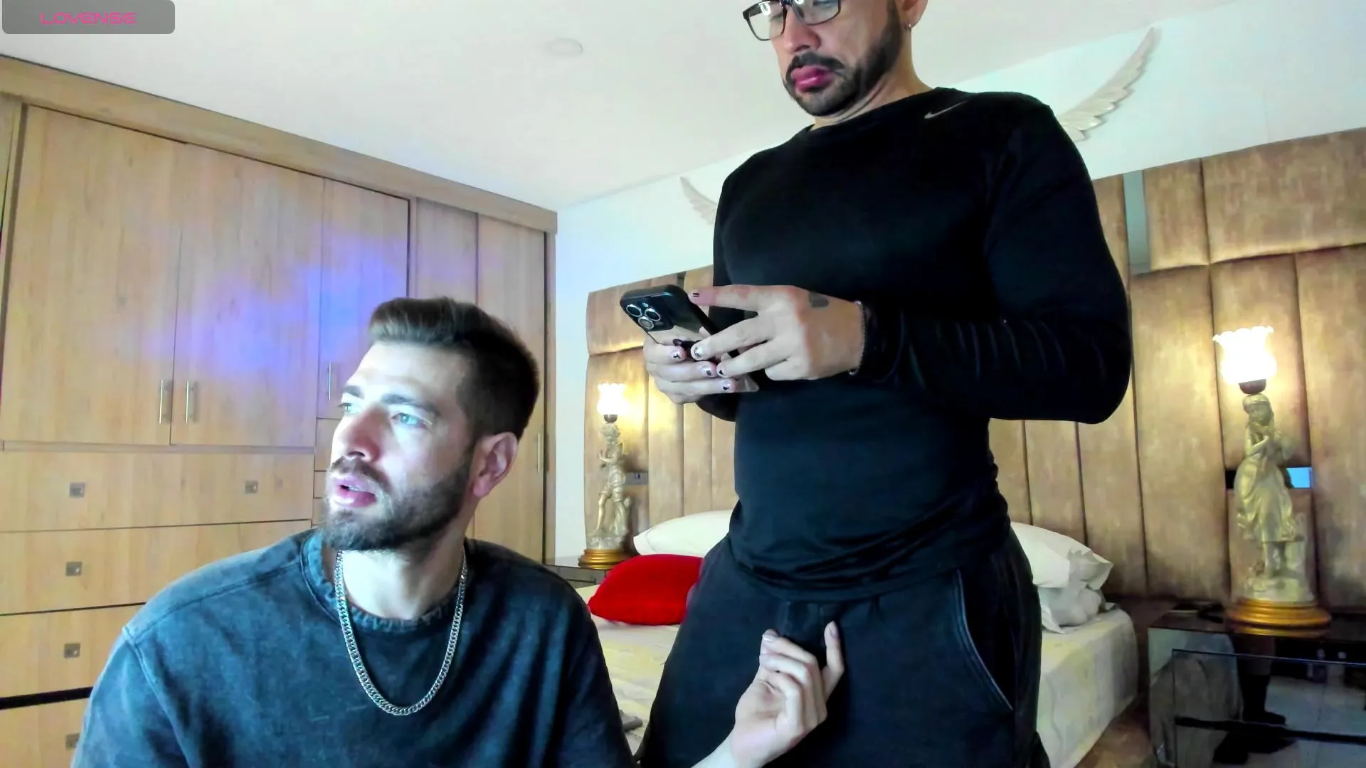 Offline petterandwilly on Cam4