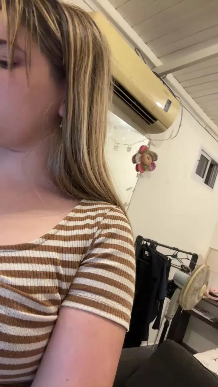 Pilita22 — Freechat on Cam4