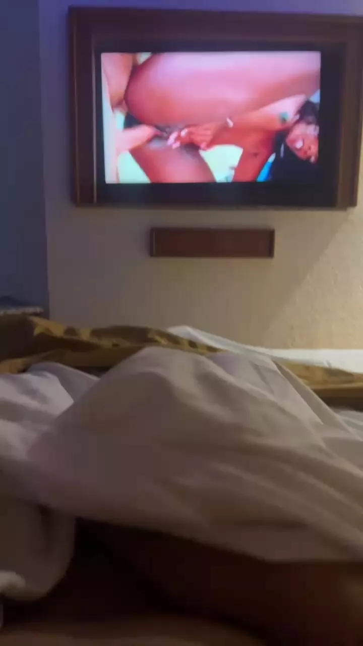 Offline Pumablue on Cam4