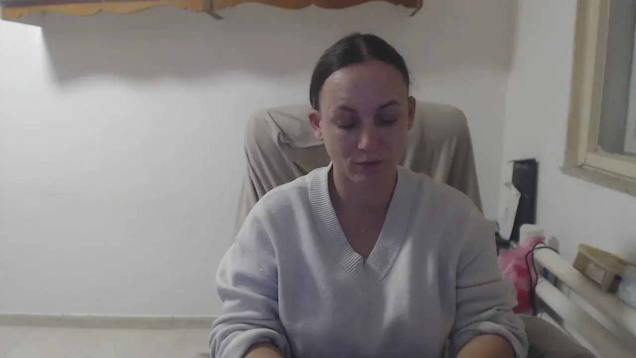 Cam4 queensinner is Freechat queensinner — #smoke #bigass #C2C #strapon #femdom #bdsm #feet