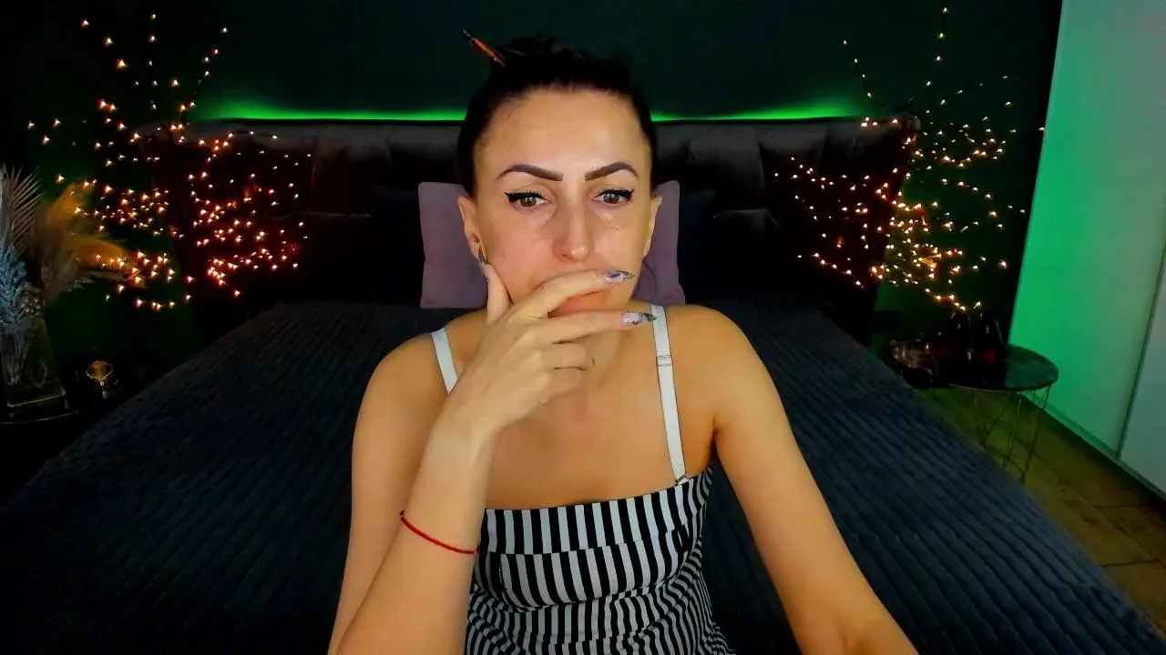 Rebeca_Diamond on Cam4 