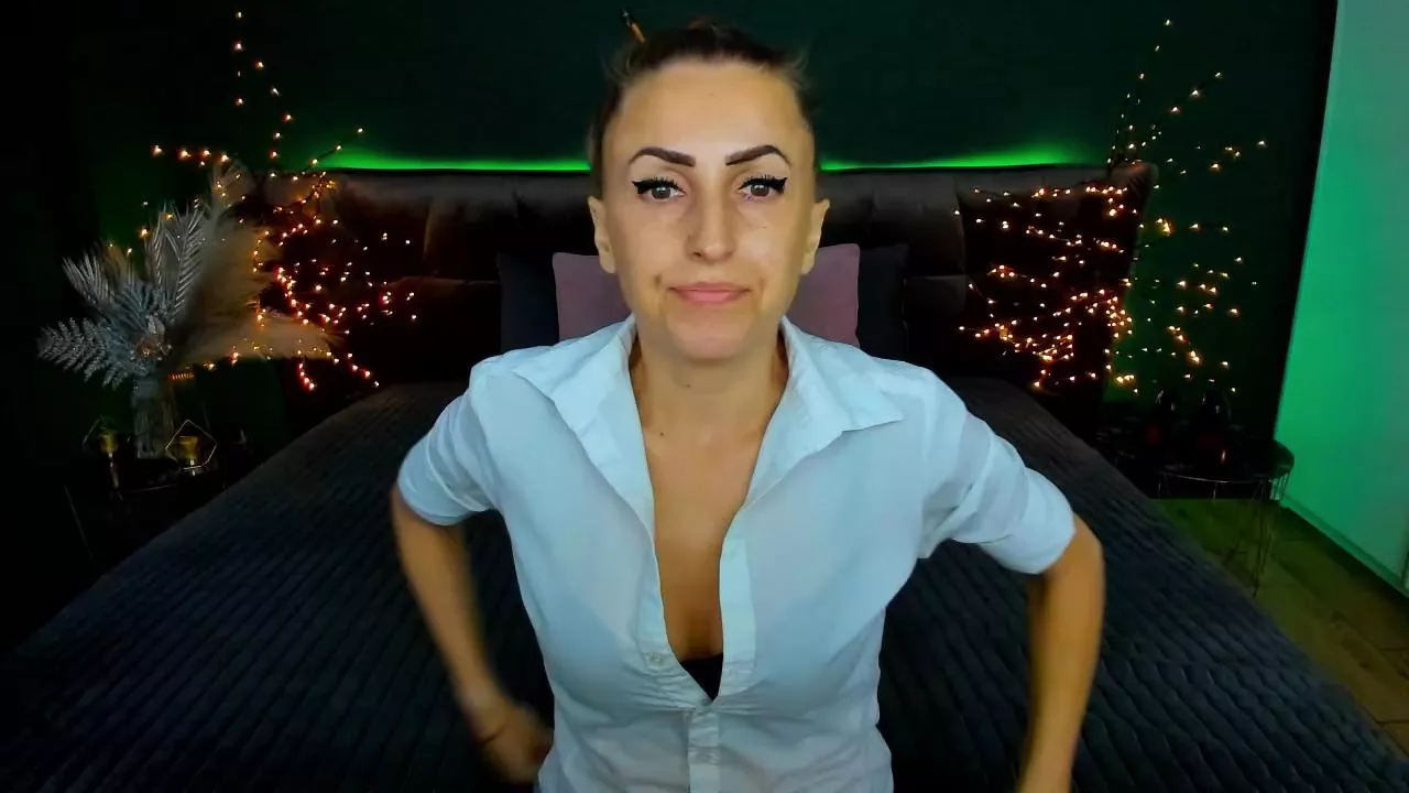 Rebeca_Diamond on Cam4 