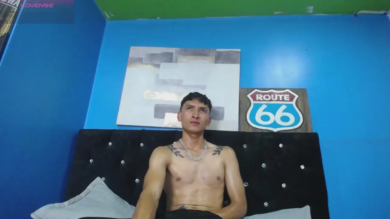 Offline SavageLover_ on Cam4