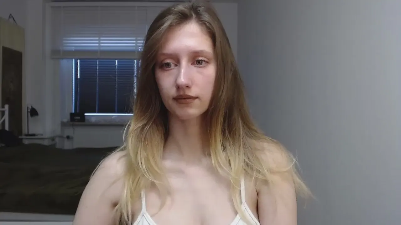 sensual_Luna on Cam4 