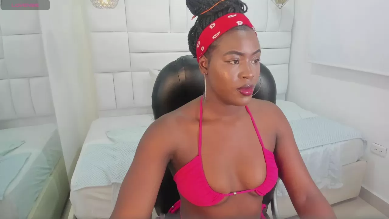 Offline sofia_samuels on Cam4