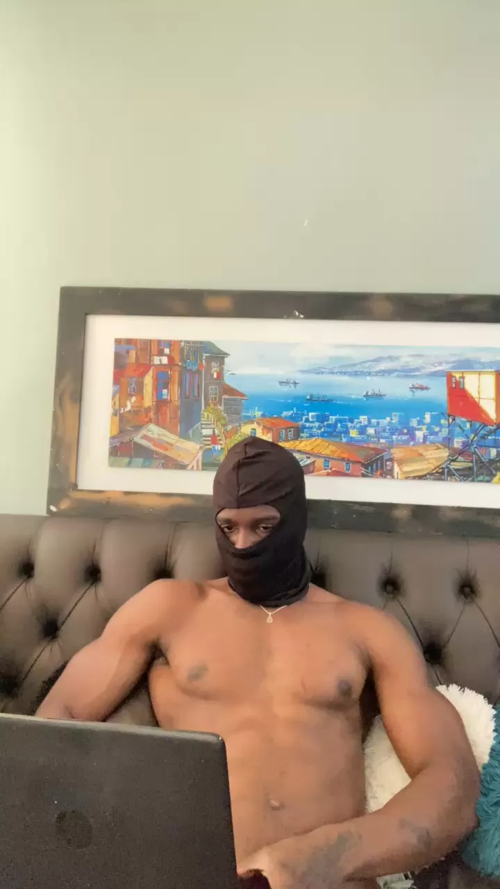 Offline superkinghot on Cam4