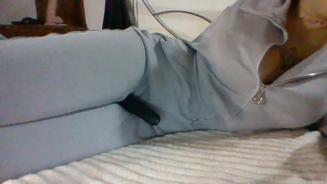 Freechat Violetta2022 on Cam4