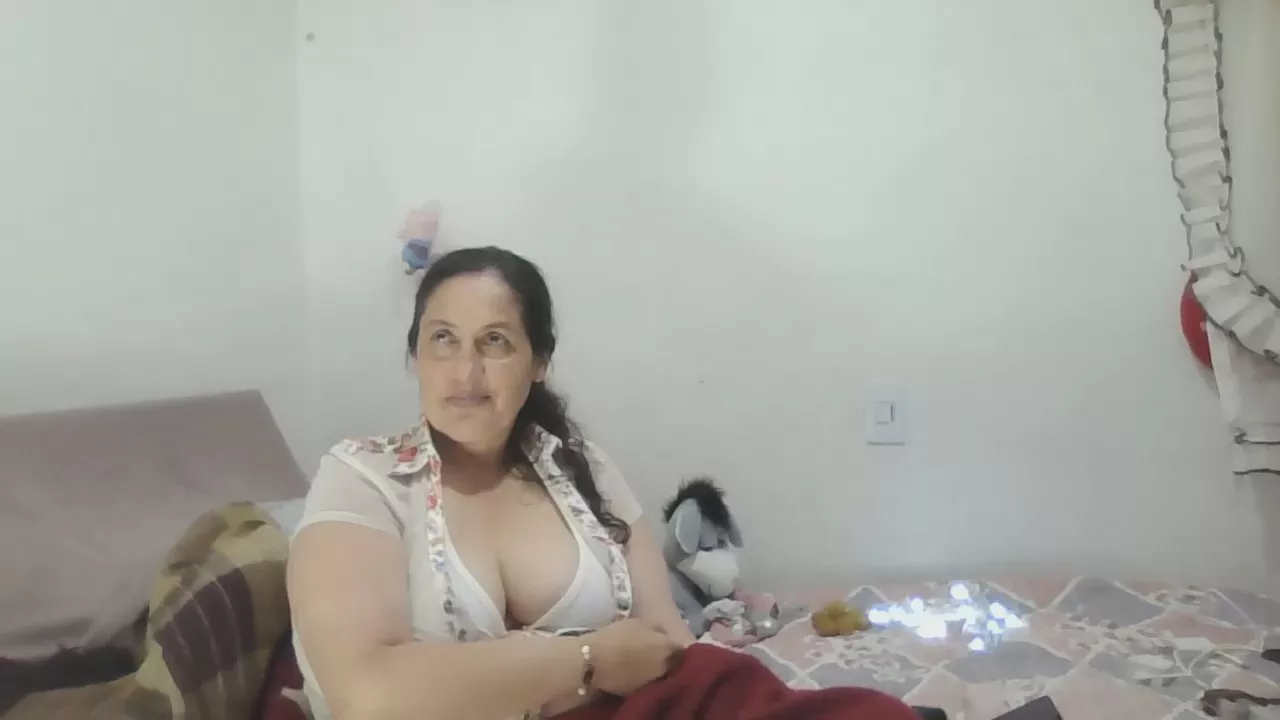 Offline ximenajimenez on Cam4