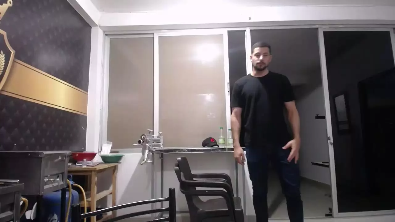 Freechat YOHACRIS on Cam4