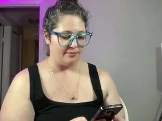 CamSoda adrianeblake is Freechat adrianeblake — Submit to Goddess.