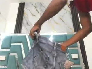 Freechat alana-roos on CamSoda