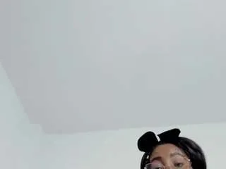 Private alejandra-cortes on CamSoda