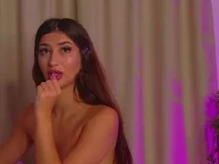 Freechat alissa-foxx on CamSoda