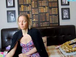 amandalisss on CamSoda 