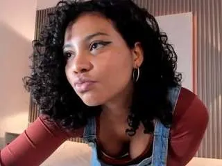 amatista-lewis on CamSoda 