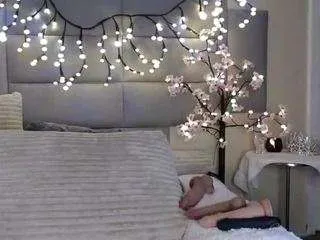 chloeadamstx — SHAKE SPANK BOOTY// fan club 4 all my vids/pics [Multi Goal]