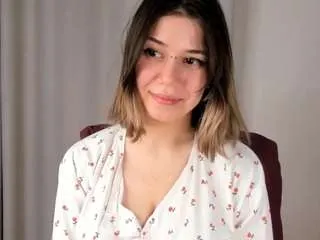 Freechat elvinaclagg on CamSoda