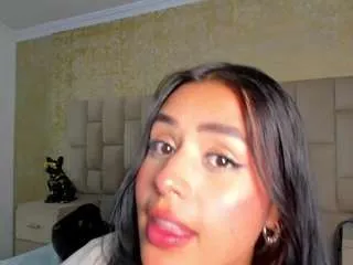 emmatorrees on CamSoda 