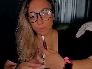 foxxy-lady on CamSoda 