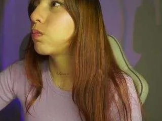 Freechat halseey on CamSoda