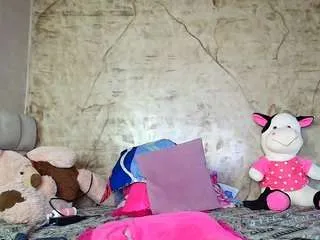 hotnia69 — whatsapp and videos [2500 tokens remaining]