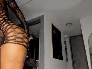 indianova on CamSoda 