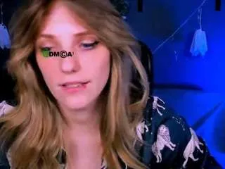 jose-fairy — Golden Ticket Show: masturbation my pussy with dildo (350 tokens per ticket)