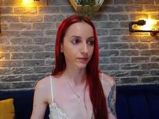 Freechat juliajae on CamSoda