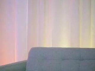 Freechat kendaldubai on CamSoda