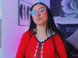 luucyjoness on CamSoda 